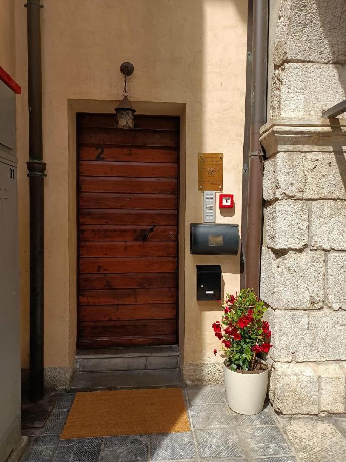 Affittacamere La Loggia فينزوني المظهر الخارجي الصورة